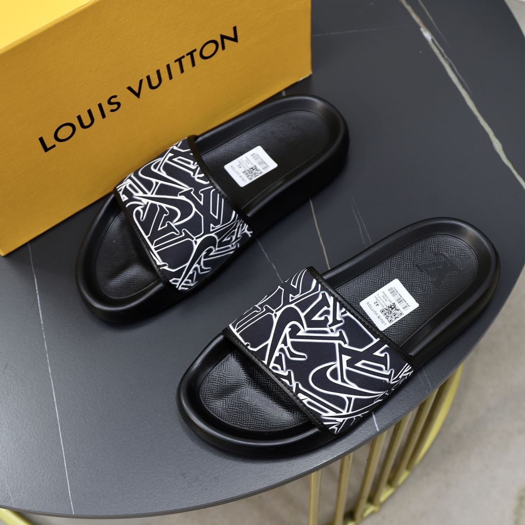 Louis Vuitton Slippers